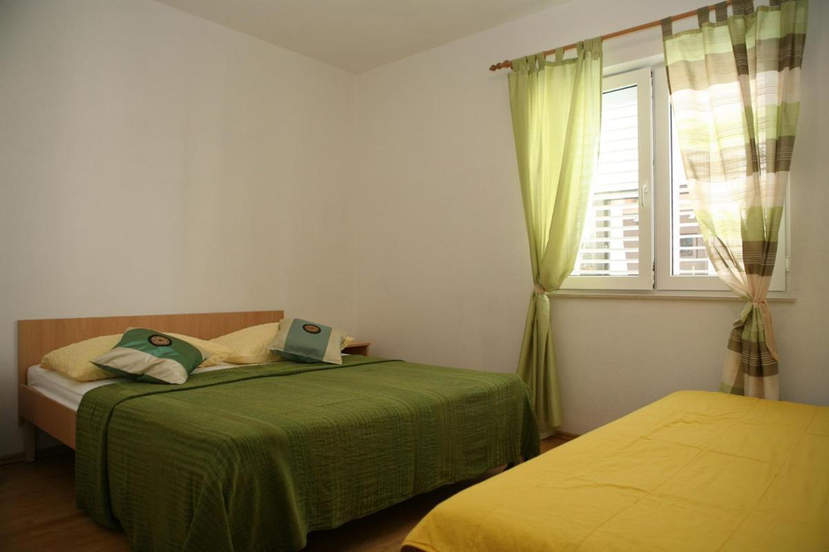 Apartments Davor & Marija Sosic Brela Extérieur photo
