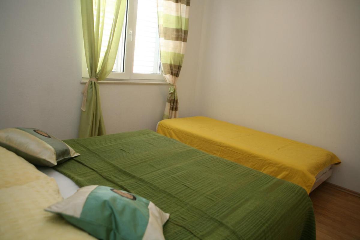 Apartments Davor & Marija Sosic Brela Extérieur photo