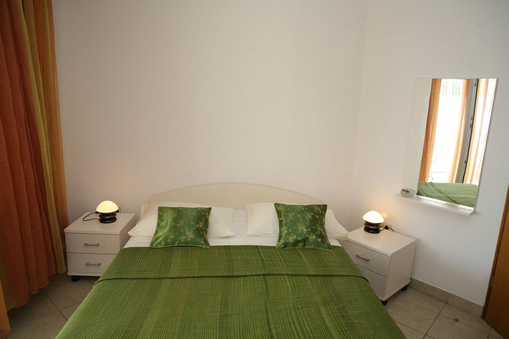 Apartments Davor & Marija Sosic Brela Extérieur photo