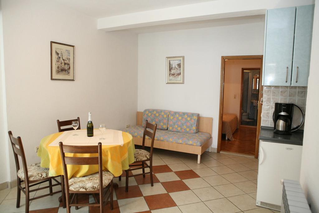 Apartments Davor & Marija Sosic Brela Extérieur photo