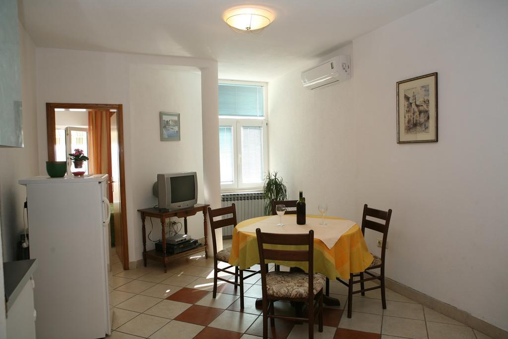 Apartments Davor & Marija Sosic Brela Extérieur photo